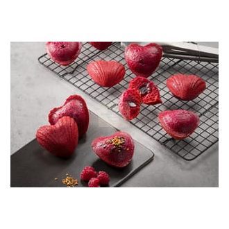   ST MICHEL PRO Madeleine Szív málnalekvár töltelékkel, gyorsfagyasztott sütemény - 51 g x 70db